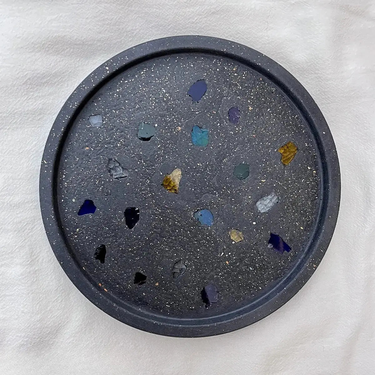 Handmade Round Cement Tray – Aromatherapy Base HAUS OF SMELL